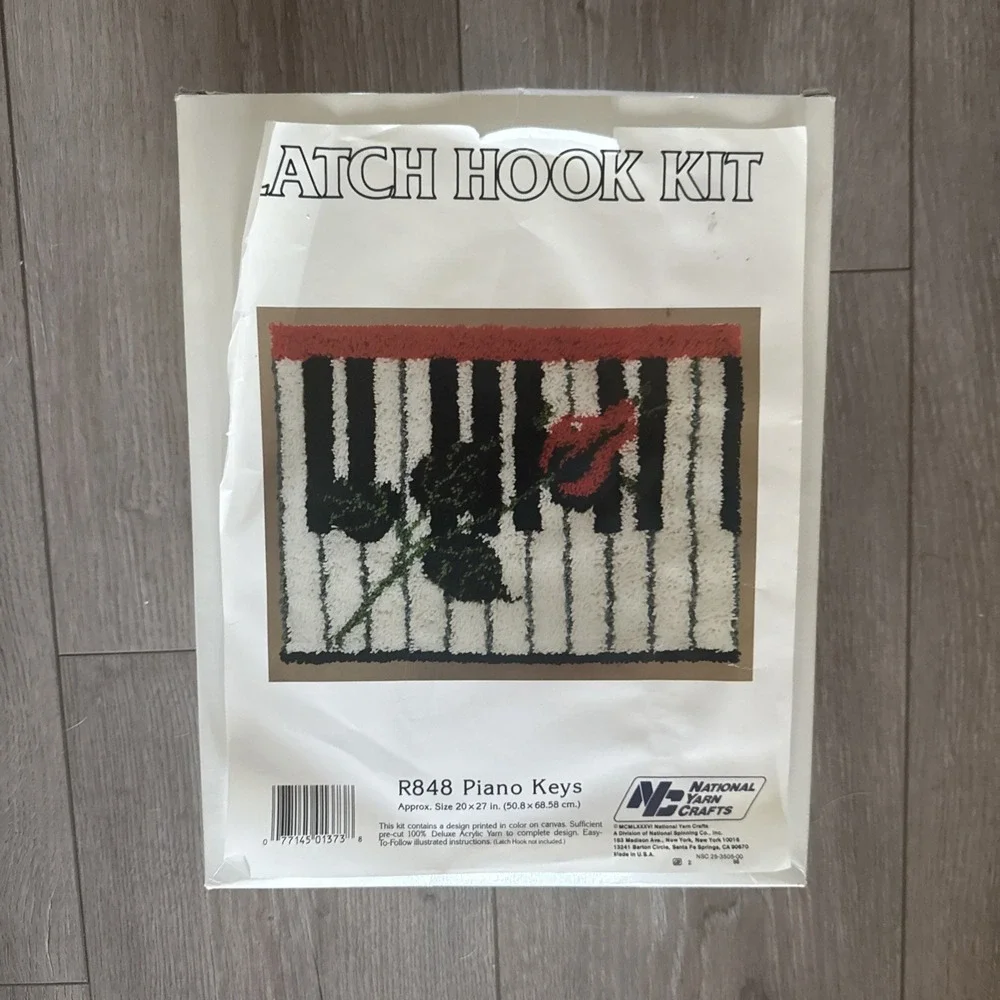 Natura Latch Hook Kit #R848 Piano Keys 20